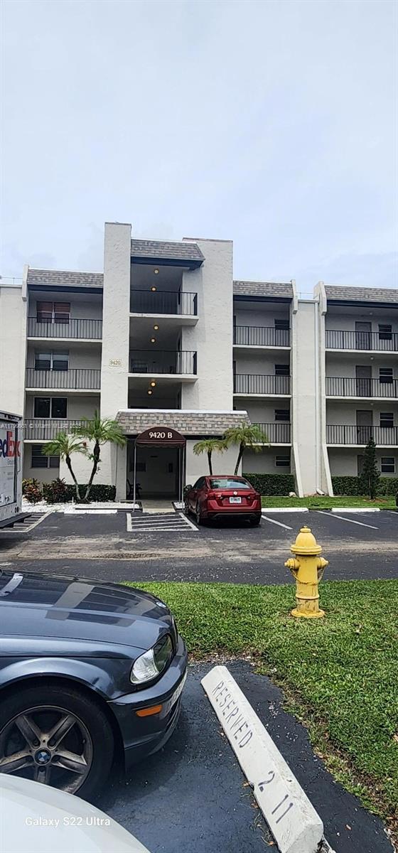 Building Photo - 9420 Poinciana Pl Unit 310 Rental