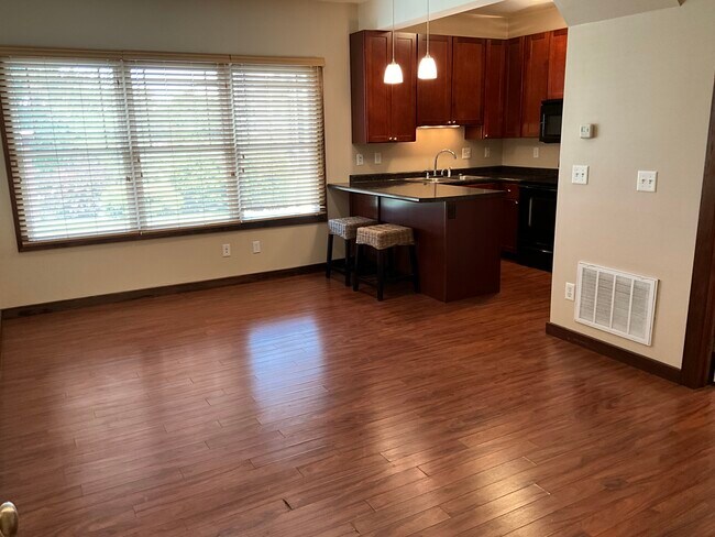 Photo - 400 Inglewood Blvd Condo Unit # 101