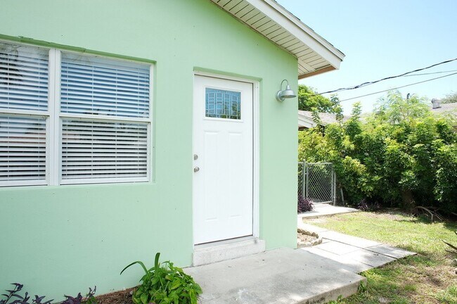 Photo - 2 Bedroom Duplex in Naples Park - Annual Rental