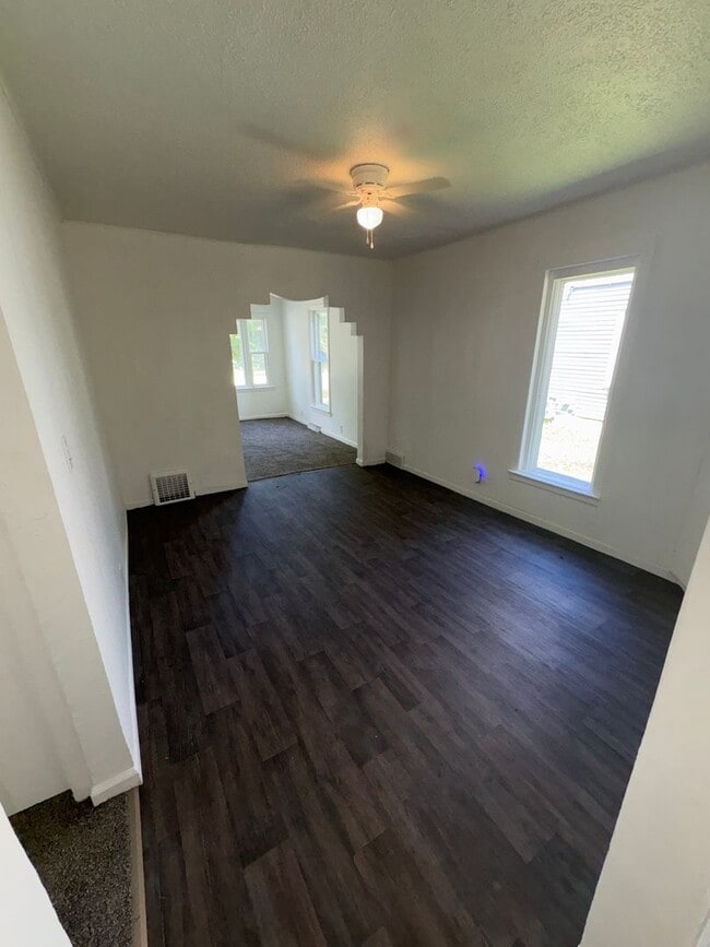 Photo - Move-In Ready Home in Waterloo