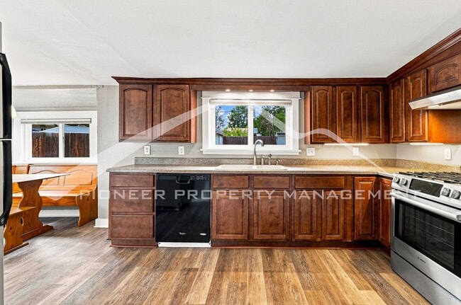 Photo - 3166 W Walsh Pl