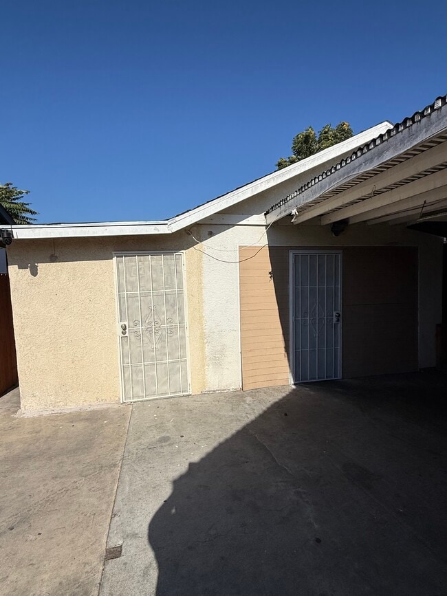 Photo - 9622 Evers Ave