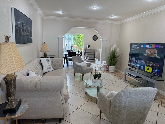 Photo - 3334 Dias Dr