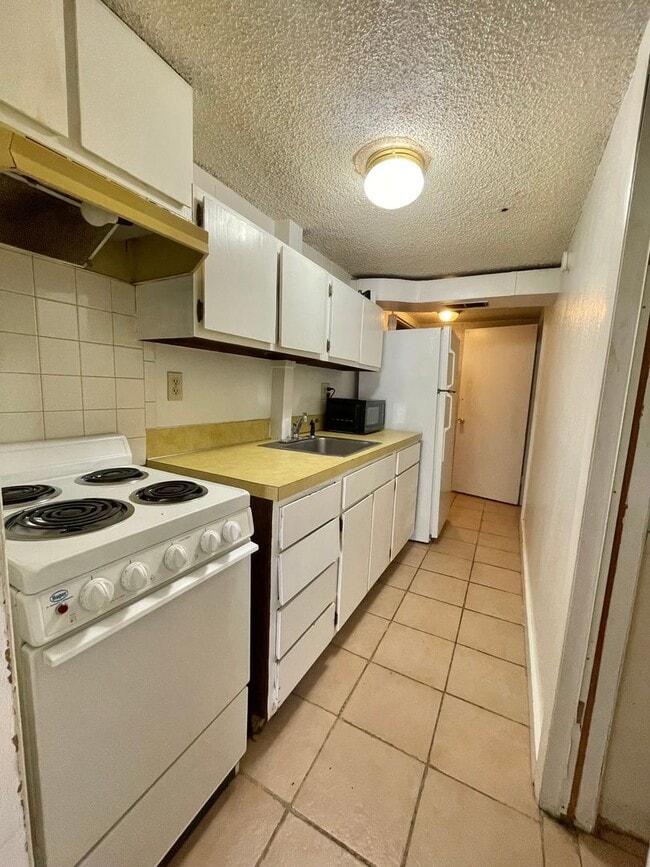 Photo - 1901 11th Ave Unit 2 (Downstairs)