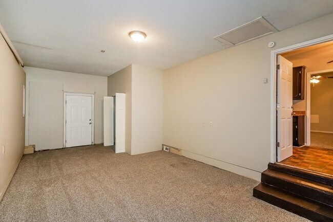 Photo - 670 Tylertown Rd