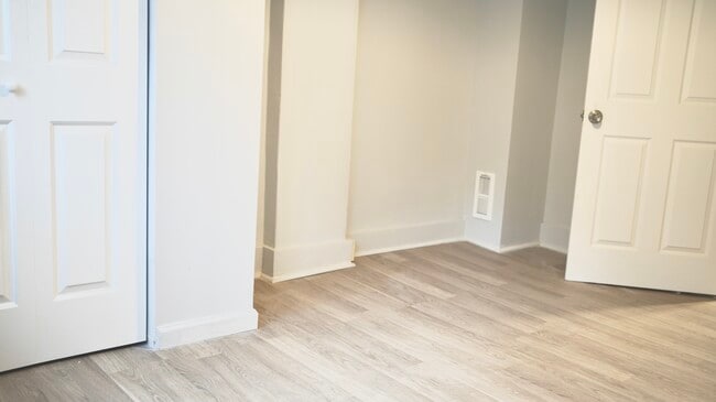 Photo - 2330 Murray Ave