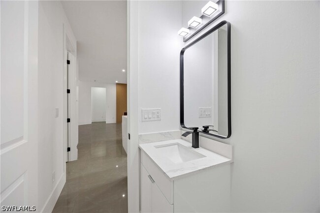 Photo - 2504 23rd St W