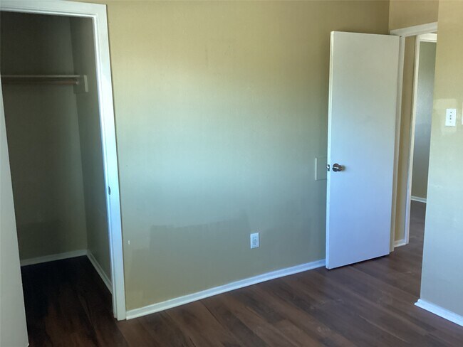 Photo - 15831 Bazelbriar Ln