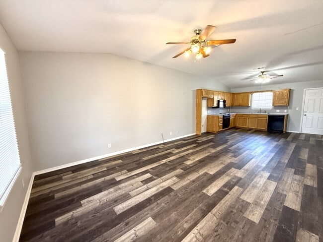 Photo - 2412 Cimmaron Dr