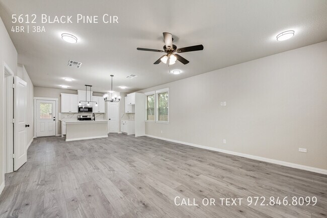 Photo - 5612 Black Pine Cir