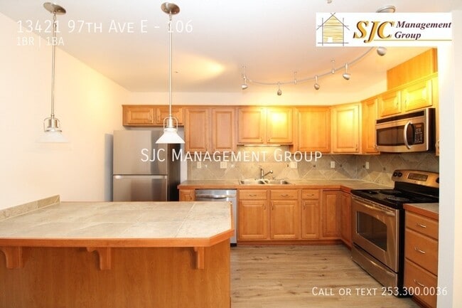 Photo - 13421 97th Ave E Unidad 106