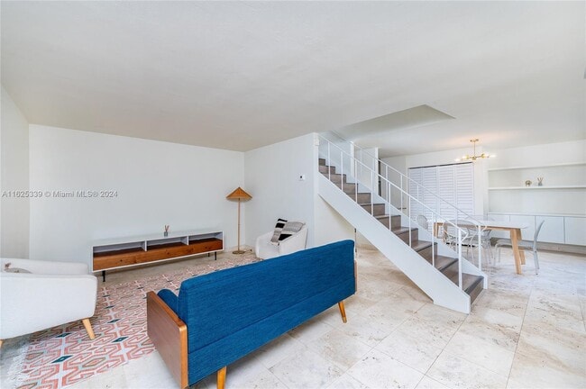 Photo - 3501 Loquat Ave