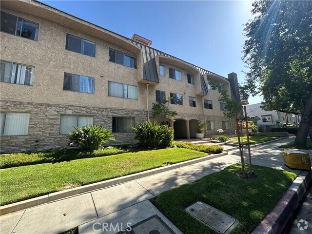 Building Photo - 377 W California Ave Unit 3 Rental
