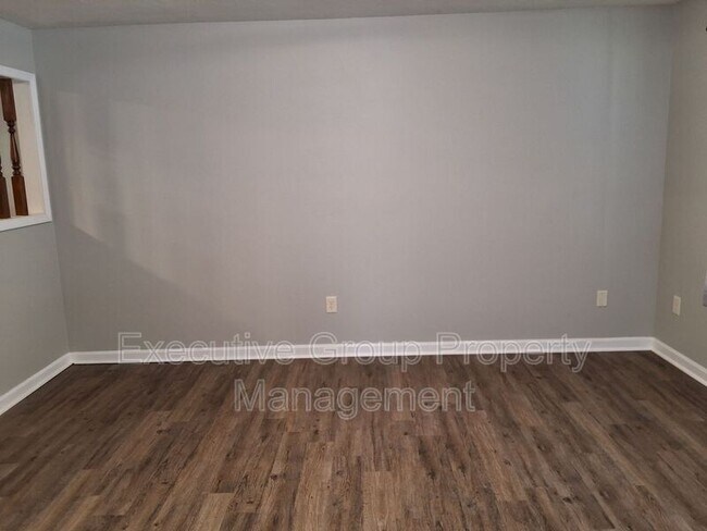 Photo - 1800 Preston St