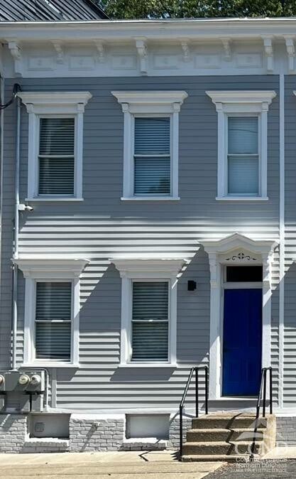 Building Photo - 516 State St Rental
