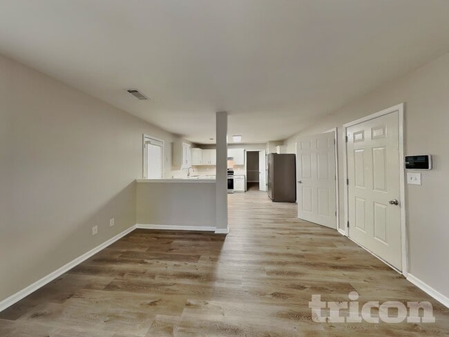 Photo - 10587 Village Trail House