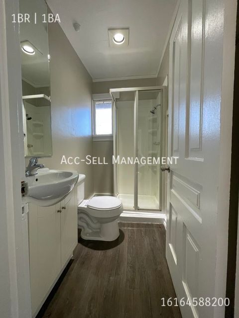 Photo - 1003 Bridge St NW Unidad 4