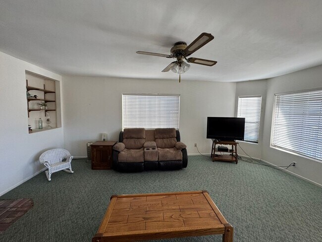 Photo - 2834 Unit #2