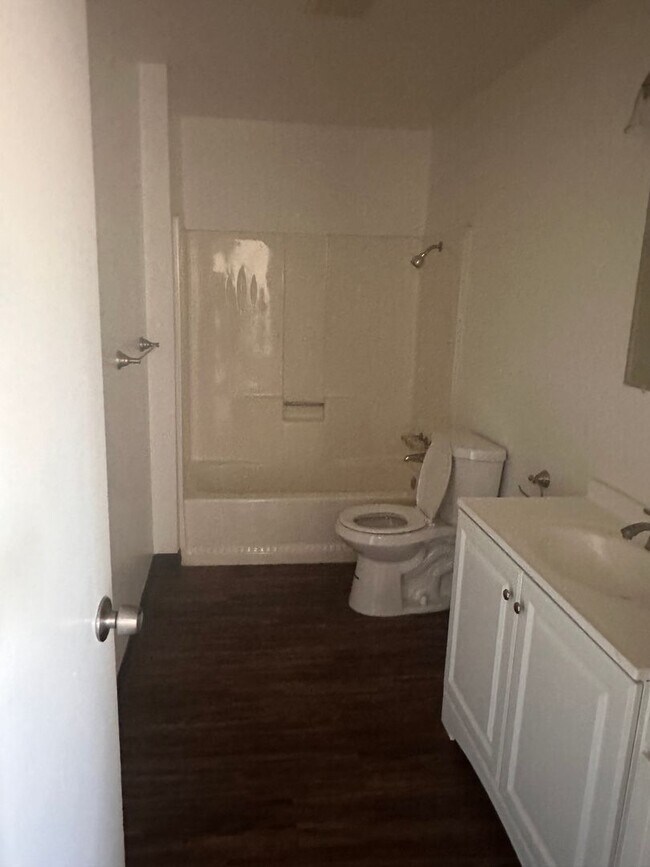 Photo - Great 2 bed 1 bath duplex