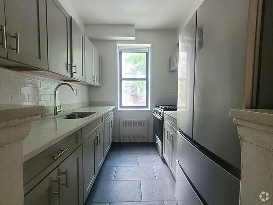 Building Photo - 4 bedroom in BRONX NY 10467 Unit 109 Rental