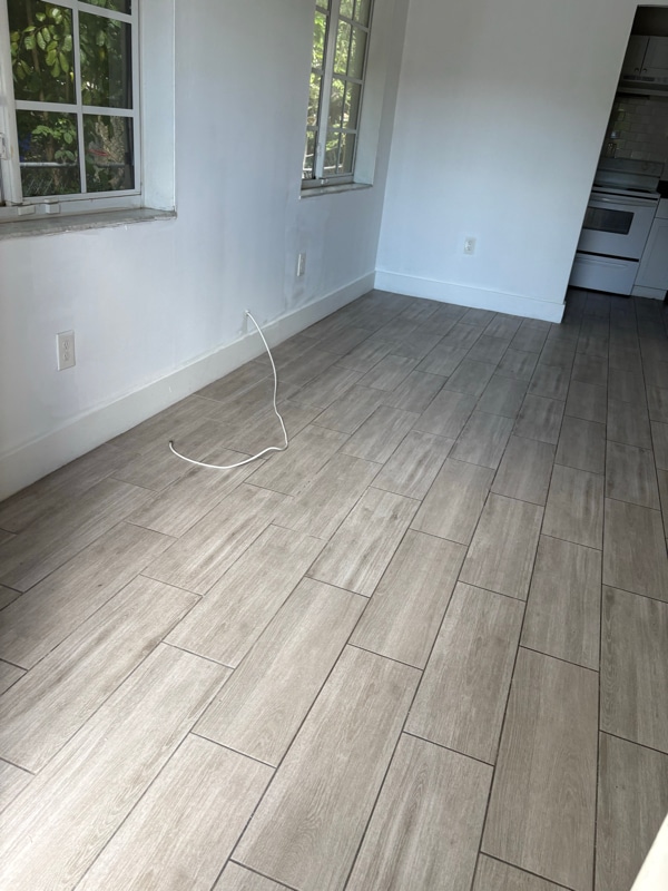 Photo - 2535 NW 9th St Unidad 1