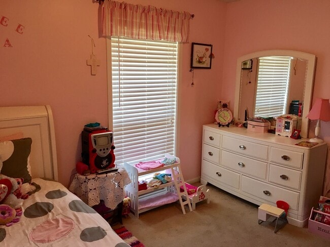 Photo - 5 BR 3 full BA House