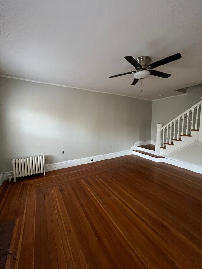 6 Glen Rd Unit 2