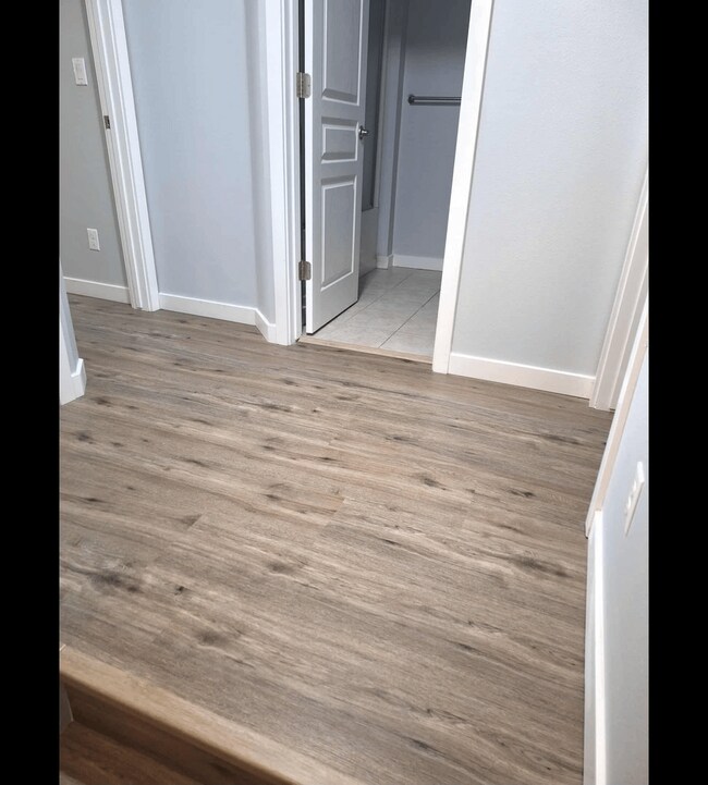 Photo - ? Stunning 3 Bedroom, 2.5 Bath Townhome in...
