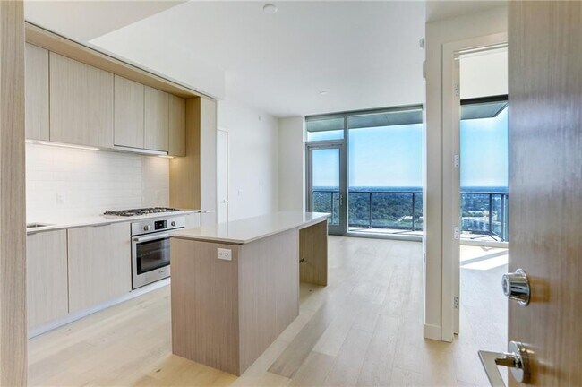 Photo - 44 East Ave Condo Unit 2408