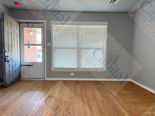 Photo - 256 E Key Blvd