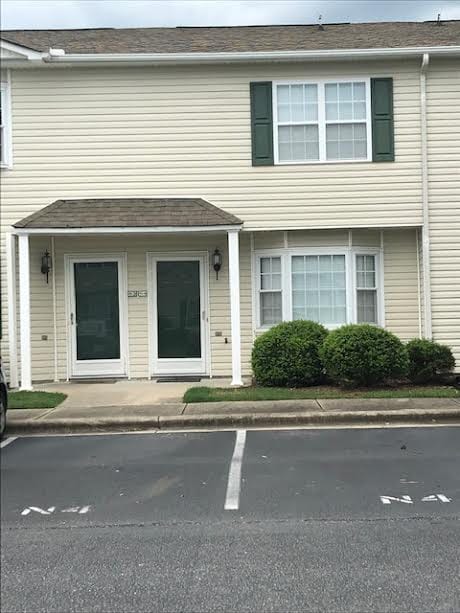 Photo - 2330 Vineyard Dr