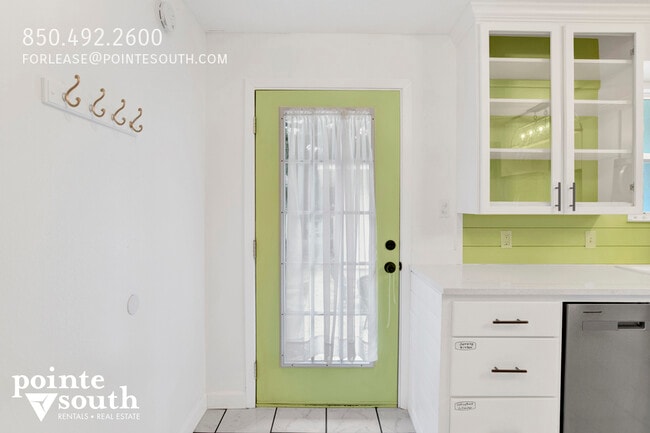 Photo - 208 E 22nd Ave