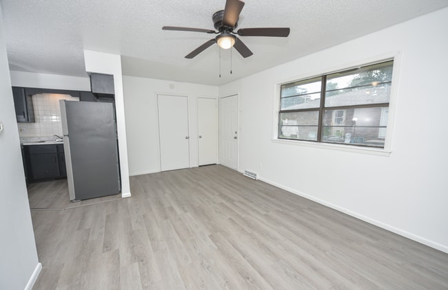 Building Photo - 803 S Jefferson Ave Unit B