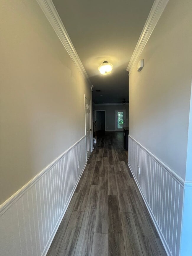 Photo - 132 Light Ln