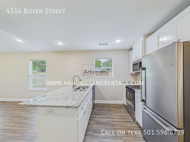 Photo - 4514 Boyer St