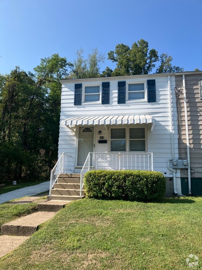 Townhomes for Rent with Utilities Included in Shade PA 13 Townhomes