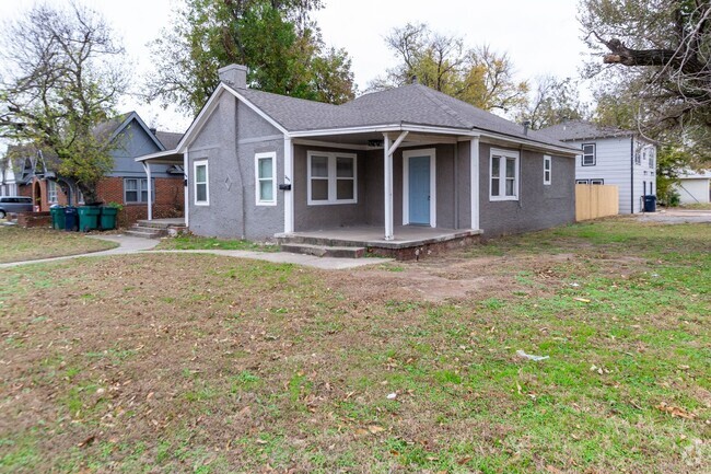 Building Photo - 2440 NW 16th St Duplex Unit 2444 Rental