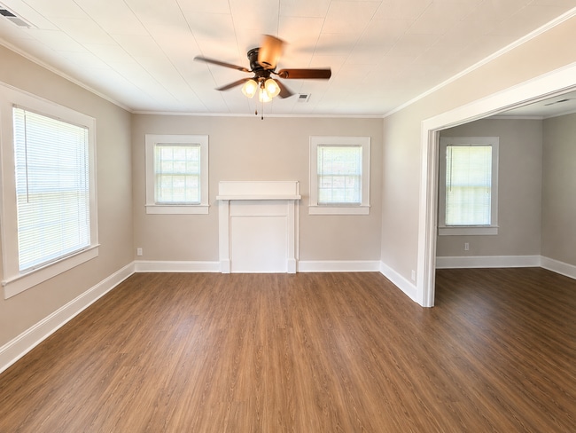 Photo - 406 Somers Ave