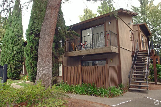 Quail Terrace Apartments - Quail Terrace Apartments