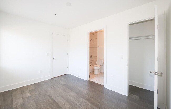 Photo - 1145 Kirkwood Ave SE