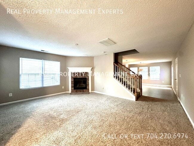 Photo - 14034 Pinyon Pine Ln