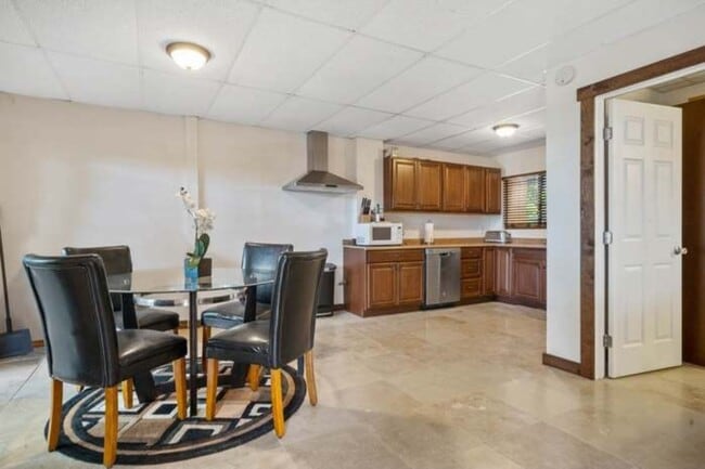 Photo - 73-1117 Mahilani Dr Unit 2 Bedroom 1 Bath