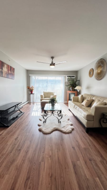 Photo - 9958 S 84th Terrace Unidad 207