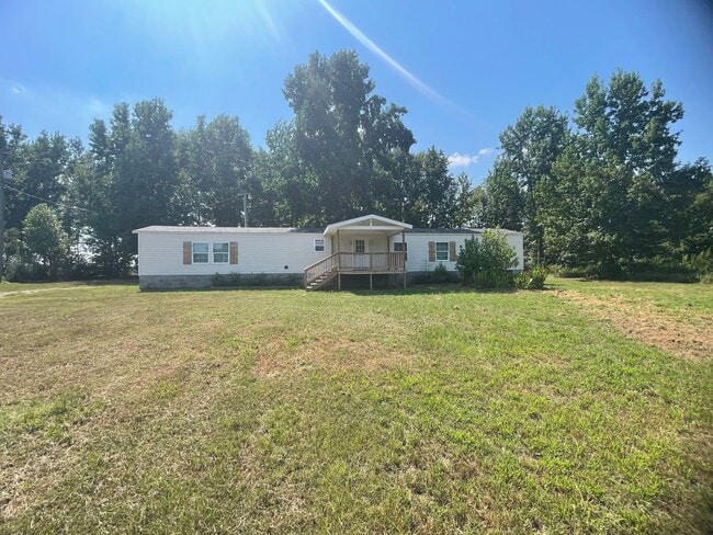 Building Photo - 3 BR 2 Bath 1,280 sq ft singlewide mobile ... Rental