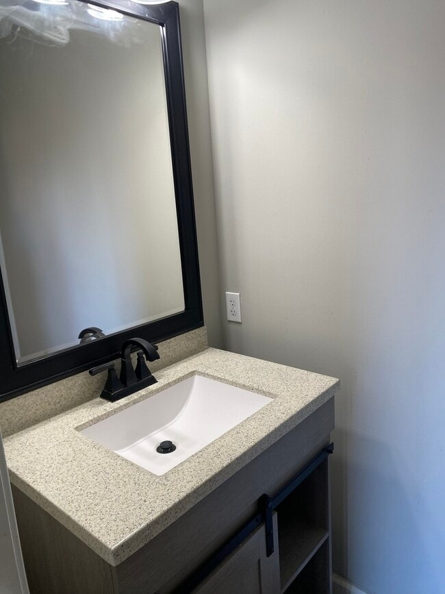 Photo - 1704 Sunrise Point