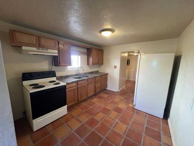 Photo - OLD TOWN 2 Bedroom 1 Bath