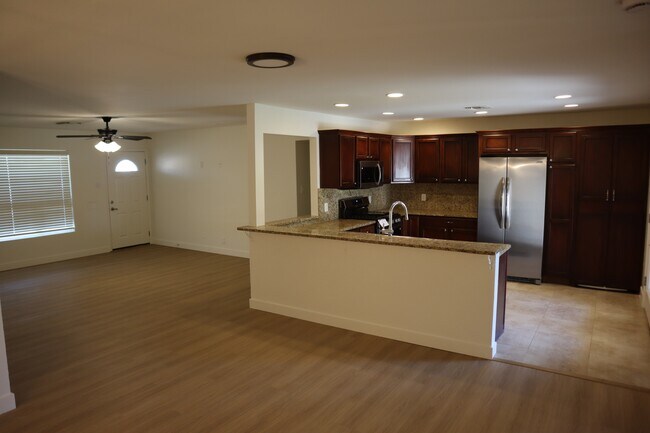 Photo - 7501 E Hubbell St