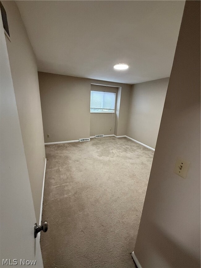 Photo - 6136 Clingan Rd