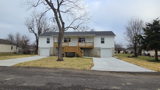 Photo - 410 S 2nd St