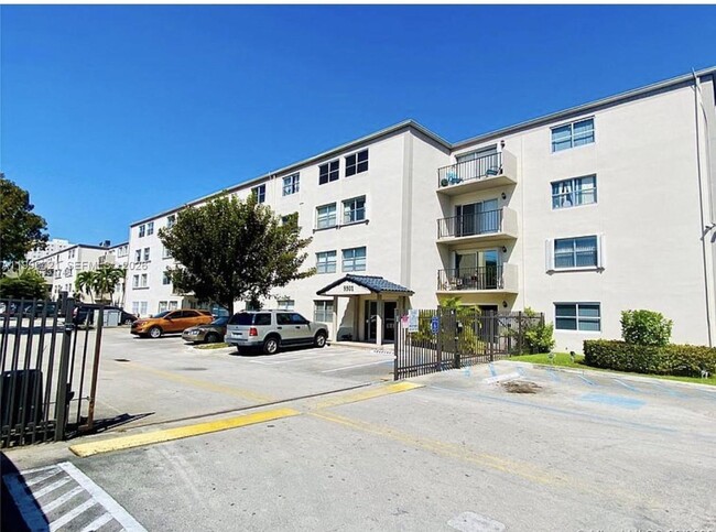 Photo - 5501 NW 7th St Unidad E219